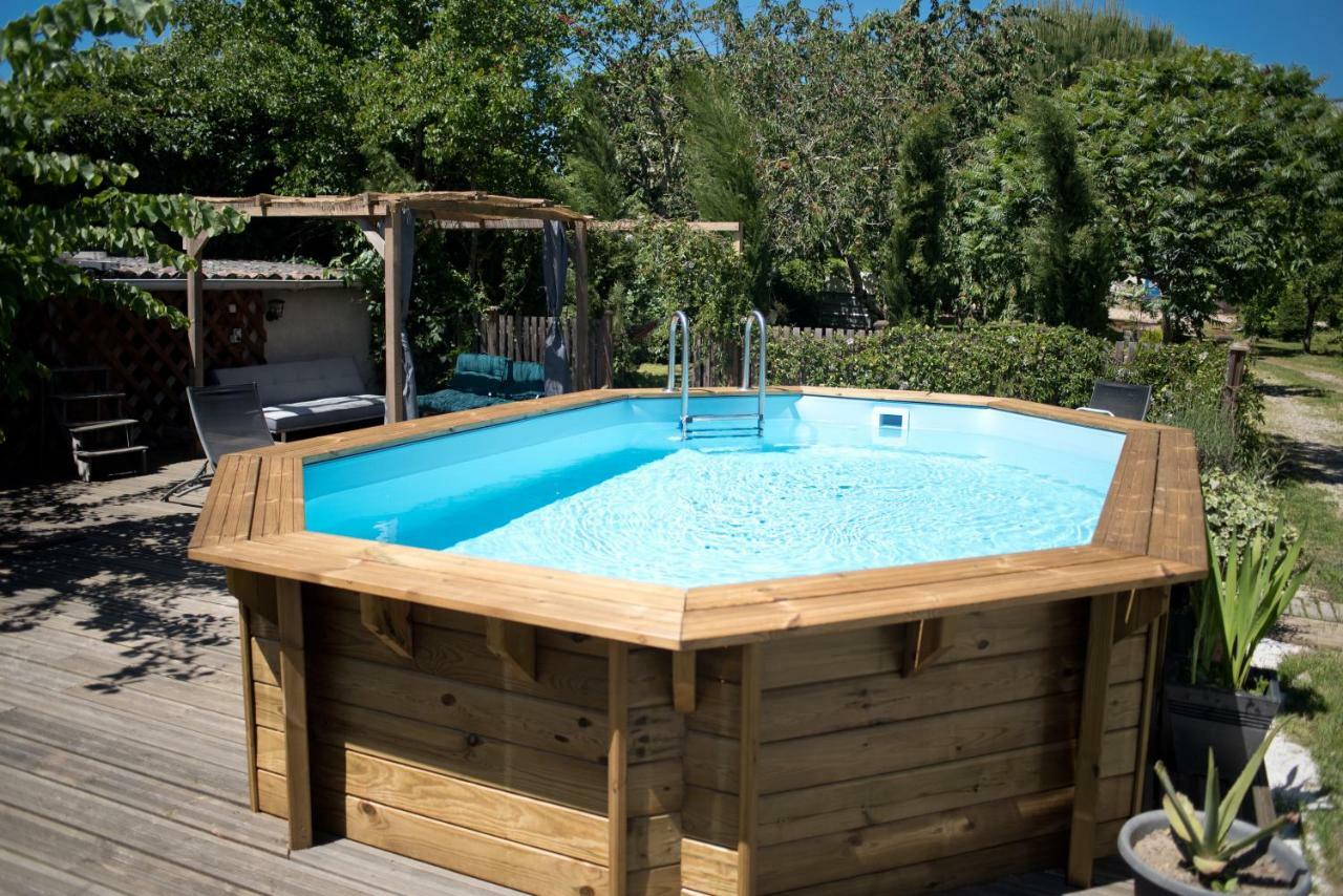 Le Fil Rouge Villa Saint-Pierre-d'Aurillac Exteriör bild